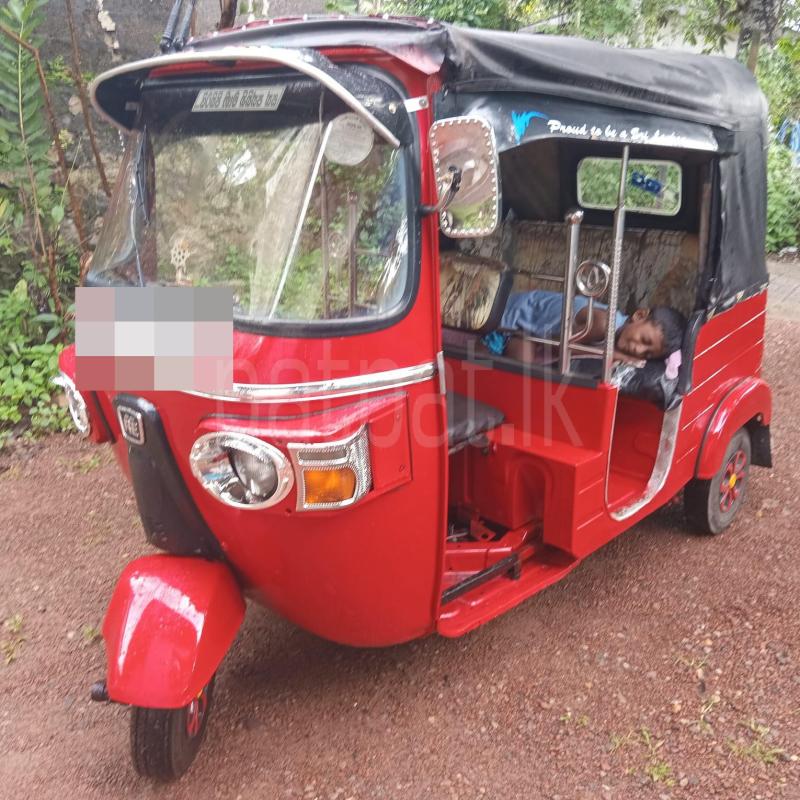 Bajaj Three Wheel 2010 - භාවිතා කරන ලද ත්‍රිරෝද රථය sale in Sri Lanka - patpat.lk