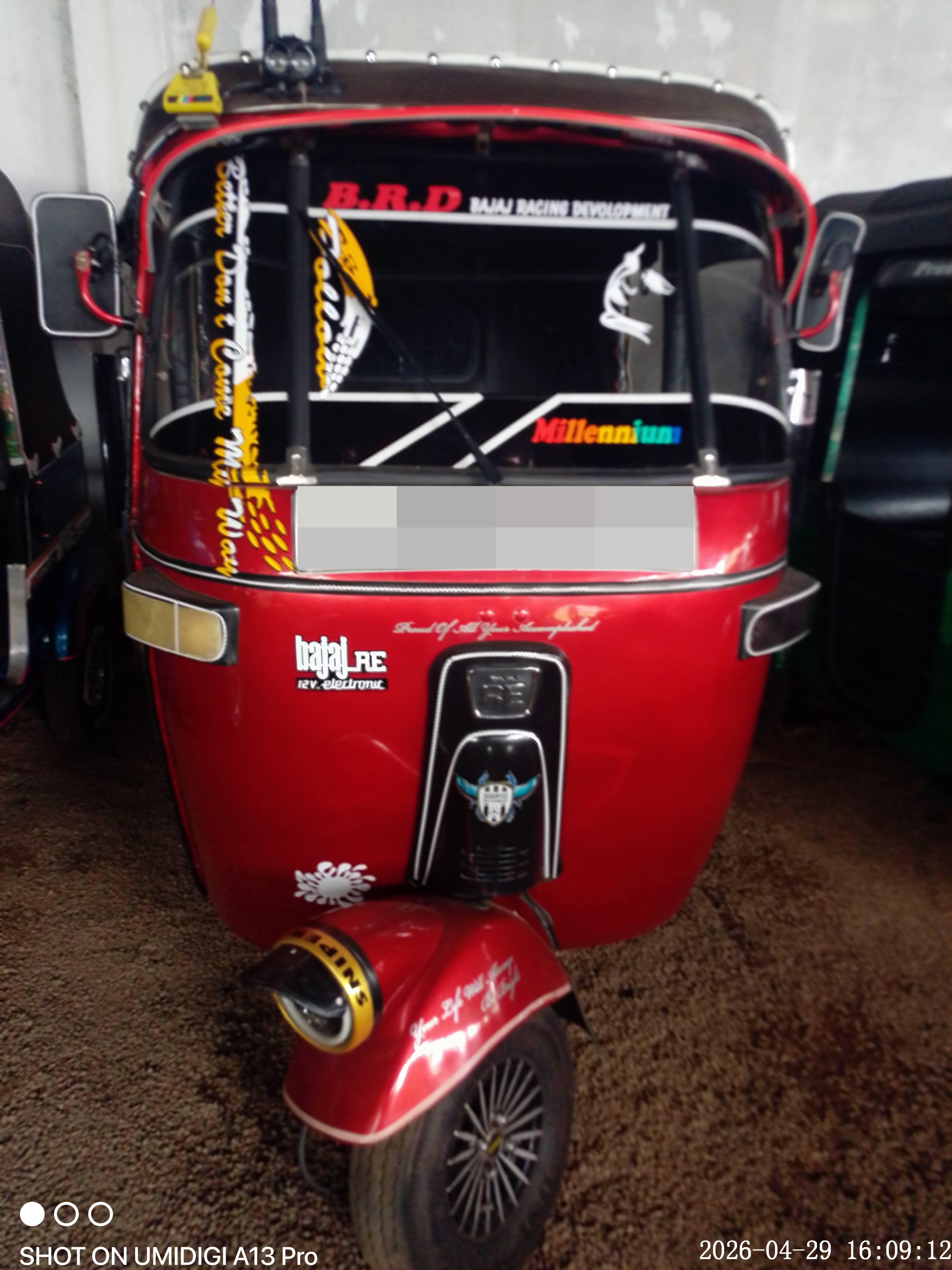 Bajaj Three Wheel 2004 - பயன்படுத்தப்பட்டது முச்சக்கர வண்டி sale in Sri Lanka - patpat.lk