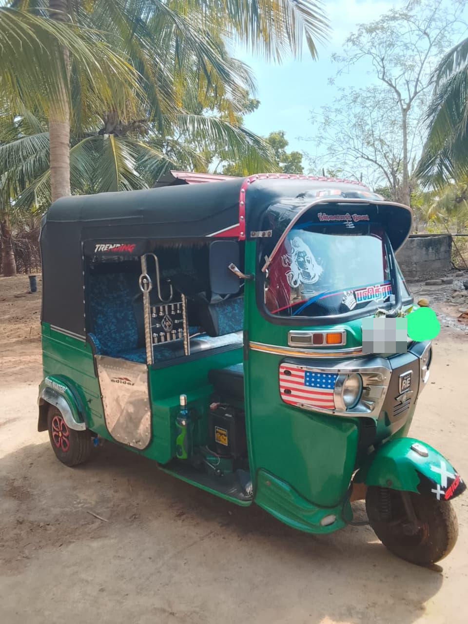 Bajaj Three Wheel 2014 - Used Three wheeler sale in Sri Lanka - patpat.lk