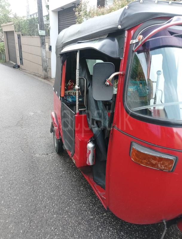 Bajaj Three Wheel 2007 - பயன்படுத்தப்பட்டது முச்சக்கர வண்டி sale in Sri Lanka - patpat.lk