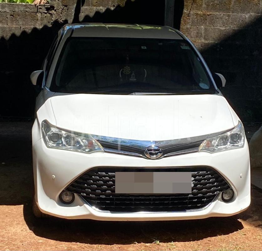Toyota Axio 2017 - භාවිතා කරන ලද කාර් sale in Sri Lanka - patpat.lk