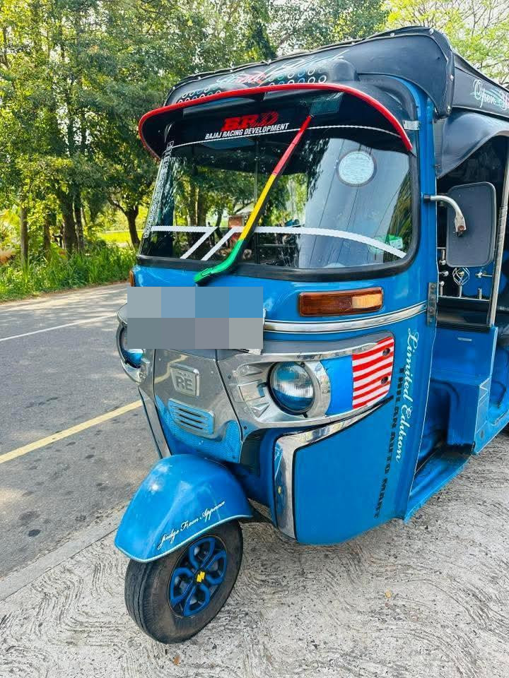 Bajaj Three Wheel 2014 - භාවිතා කරන ලද ත්‍රිරෝද රථය sale in Sri Lanka - patpat.lk