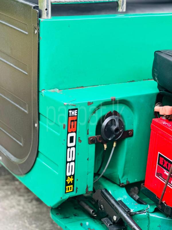 Advertisement image 6