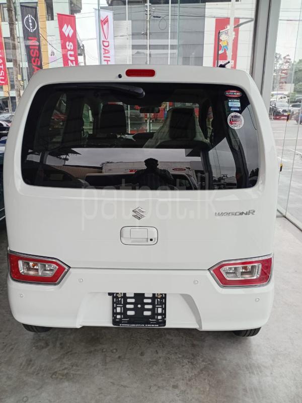 Advertisement image 3