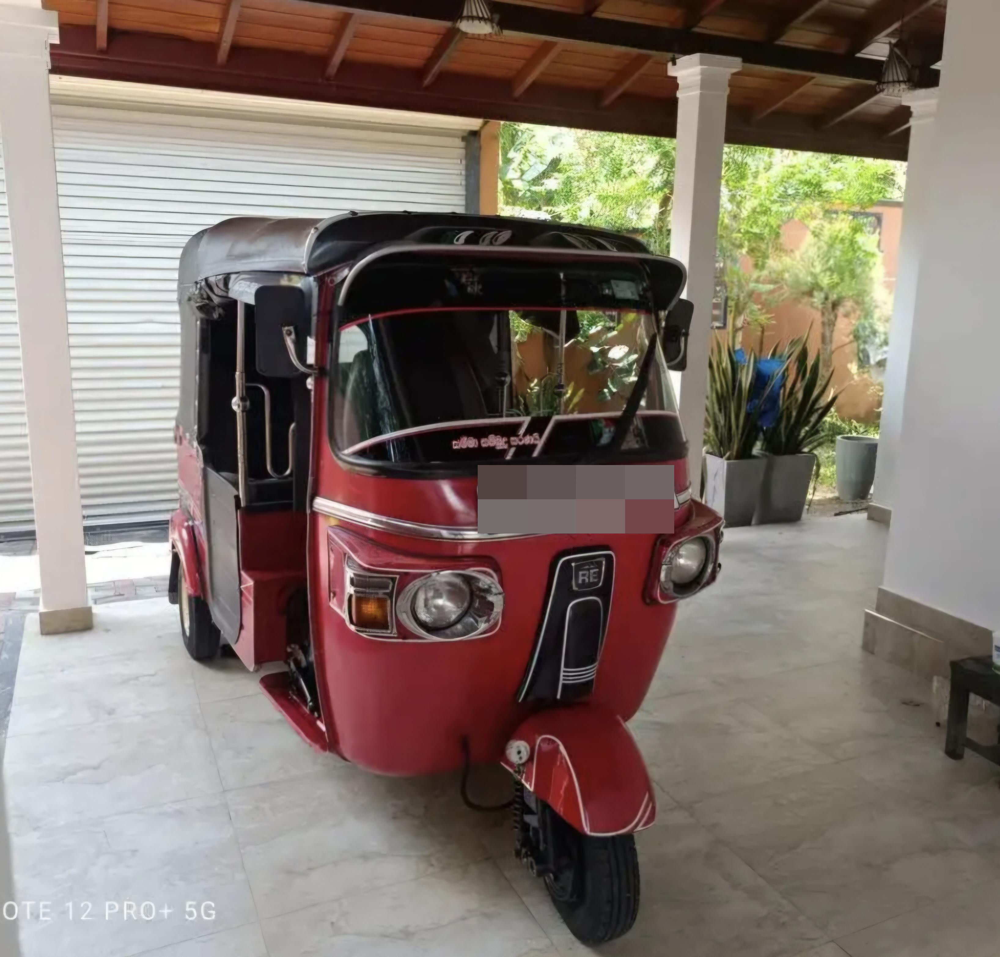Bajaj Three Wheel 2011 - Used Three wheeler sale in Sri Lanka - patpat.lk
