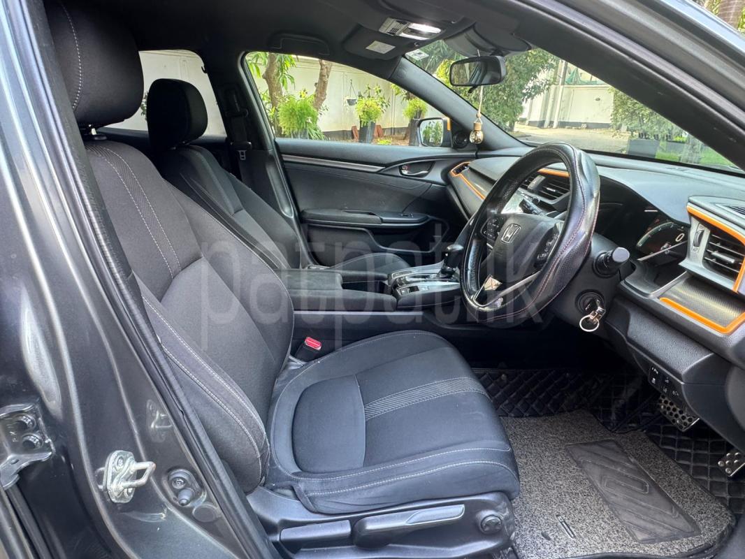 Honda Civic 2018 - Used Car sale in Sri Lanka - patpat.lk