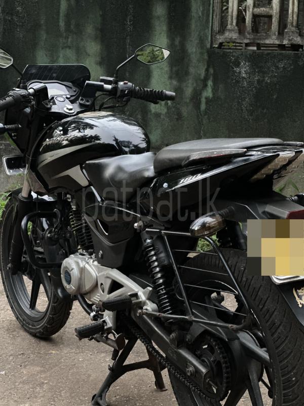 Bajaj Pulsar 2016 - Used Bike sale in Sri Lanka - patpat.lk