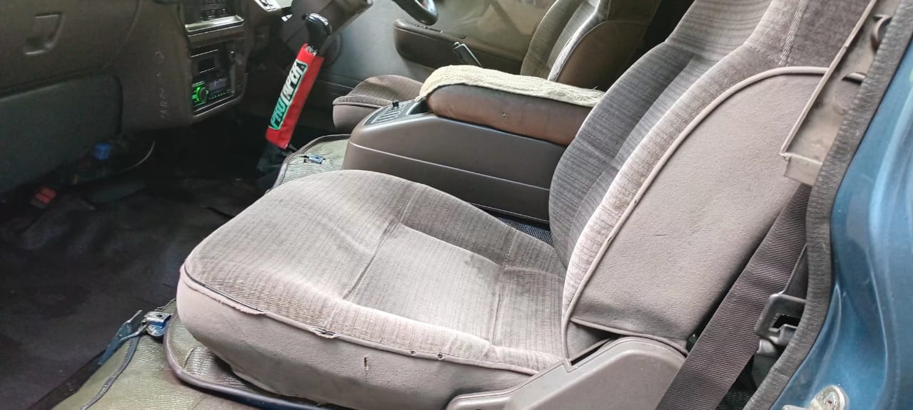 Nissan Caravan 2001 - பயன்படுத்தப்பட்டது வேன் sale in Sri Lanka - patpat.lk