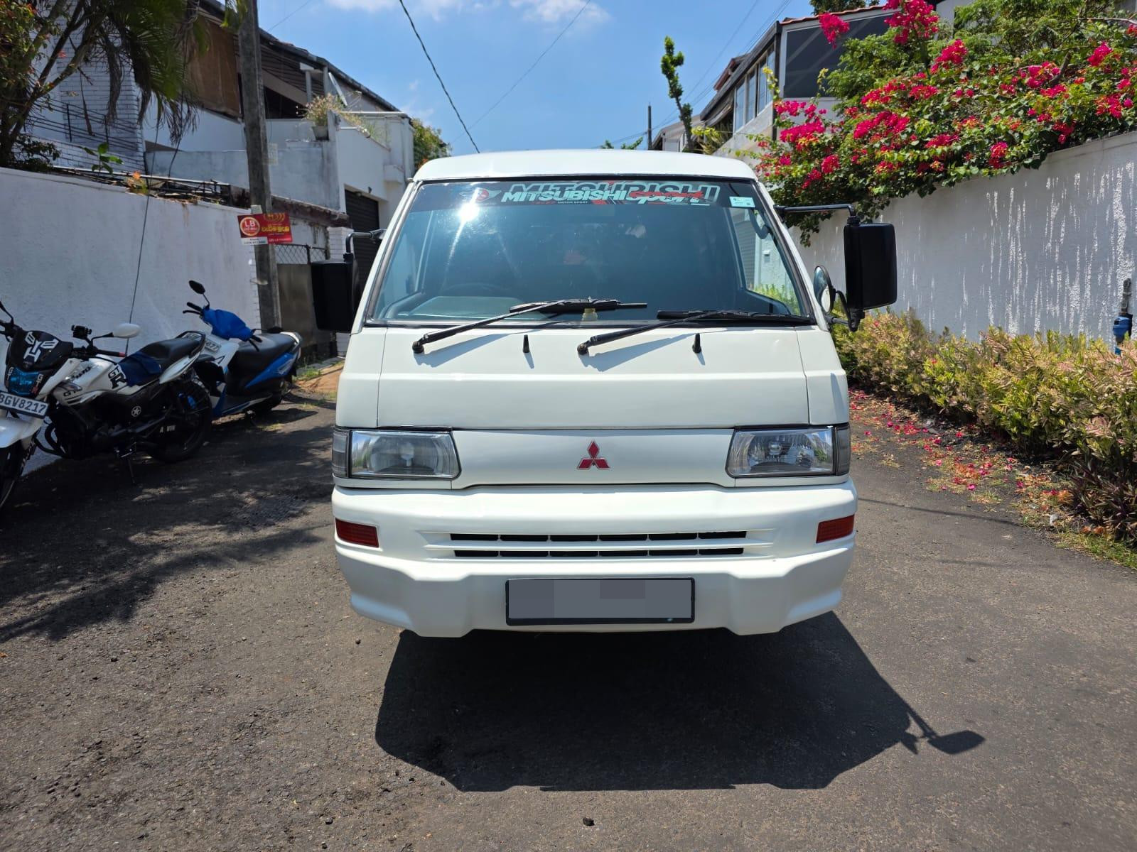 Mitsubishi Delica 1996 ads-image-1