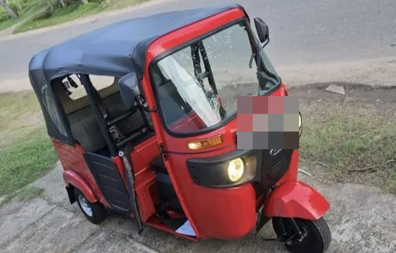 Bajaj 4 stroke 2025 - භාවිතා කරන ලද ත්‍රිරෝද රථය sale in Sri Lanka - patpat.lk