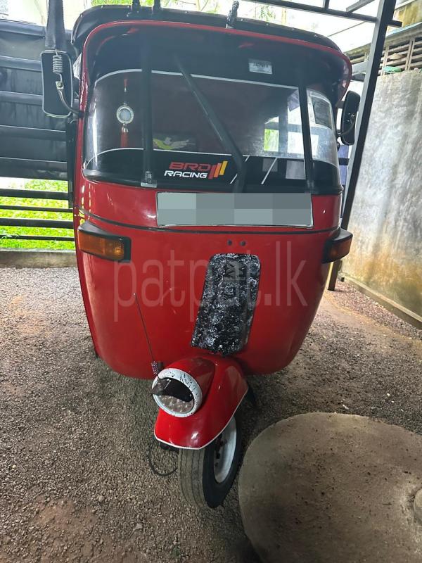 Bajaj 2 stroke 2004 - භාවිතා කරන ලද ත්‍රිරෝද රථය sale in Sri Lanka - patpat.lk