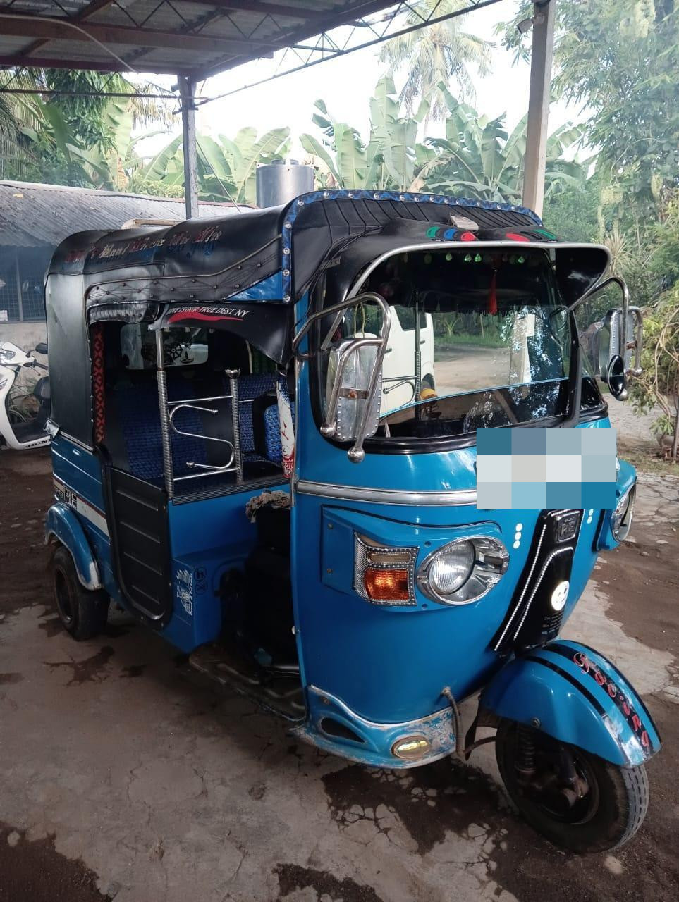 Bajaj Three Wheel 2011 - Reconditioned Three wheeler sale in Sri Lanka - patpat.lk