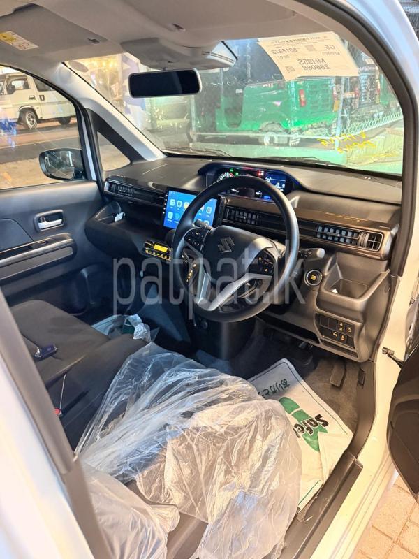 Advertisement image 6