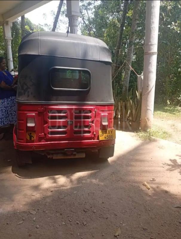Bajaj Three Wheel 2015 - பயன்படுத்தப்பட்டது முச்சக்கர வண்டி sale in Sri Lanka - patpat.lk