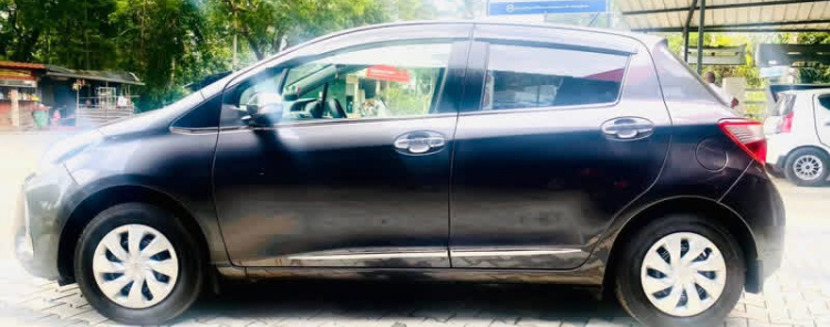 Toyota Vitz 2017 - பயன்படுத்தப்பட்டது கார் sale in Sri Lanka - patpat.lk