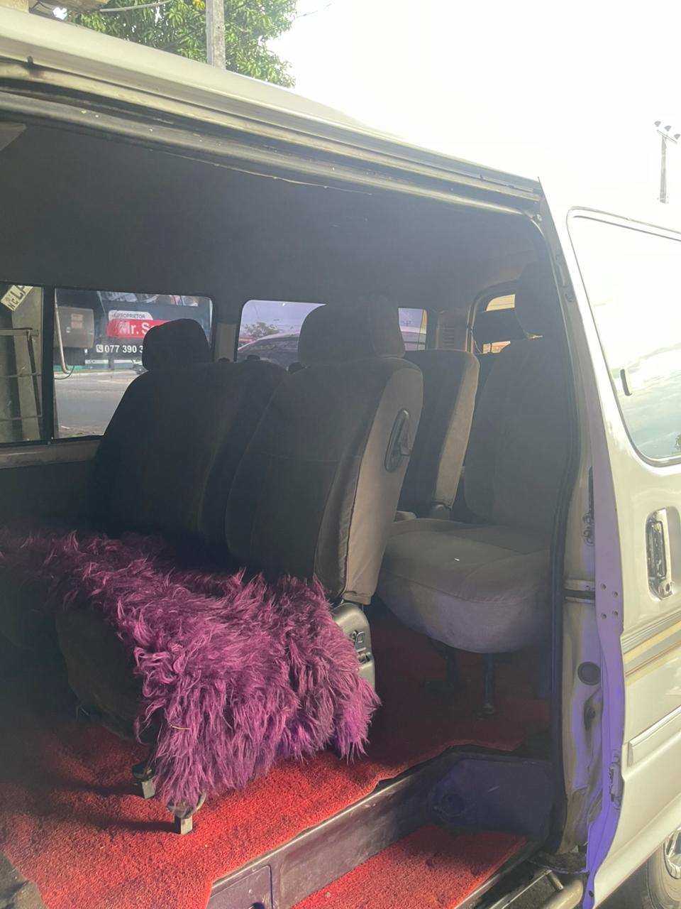 Toyota Hiace 1991 - Reconditioned Van sale in Sri Lanka - patpat.lk