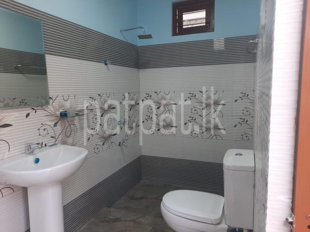 House for Sale in Mawathagama