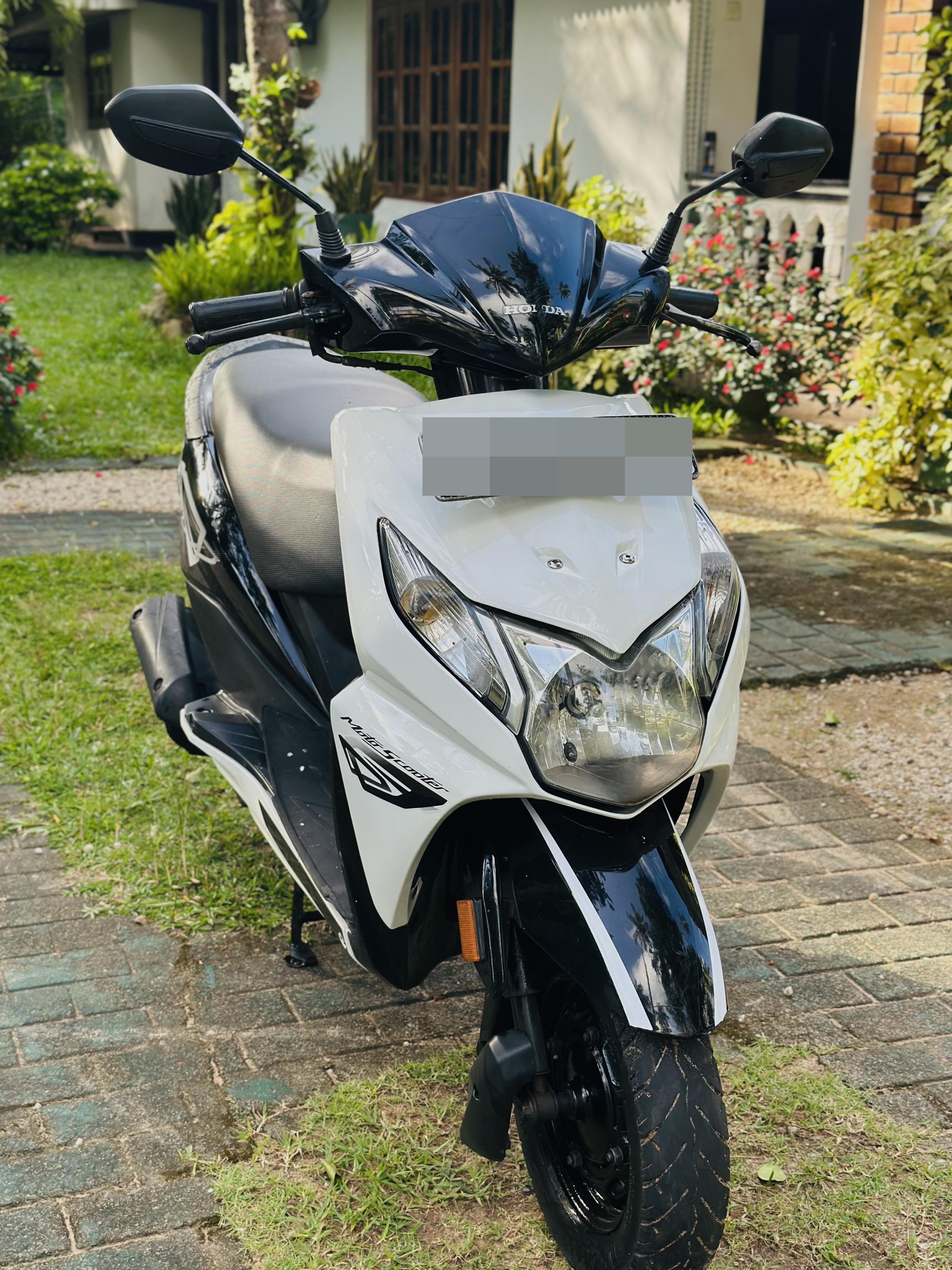 Honda Dio 2016 ads-image-1