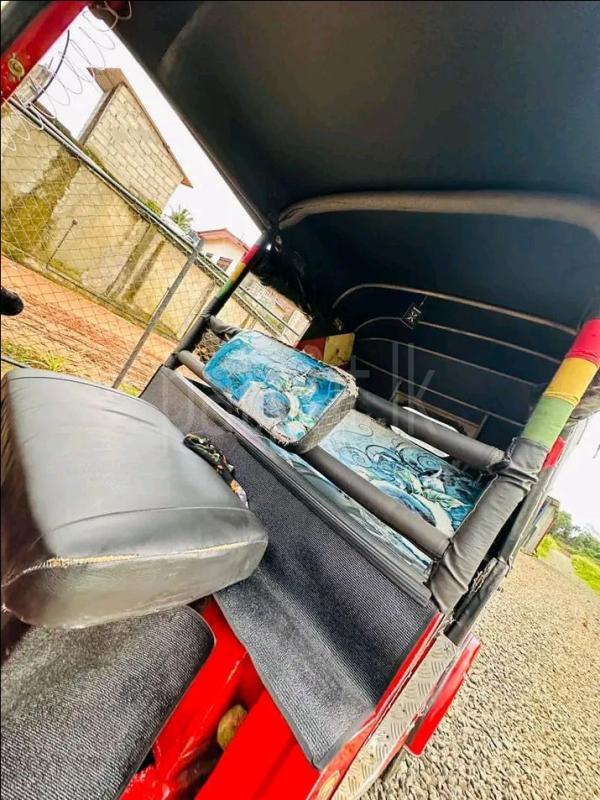 Advertisement image 6