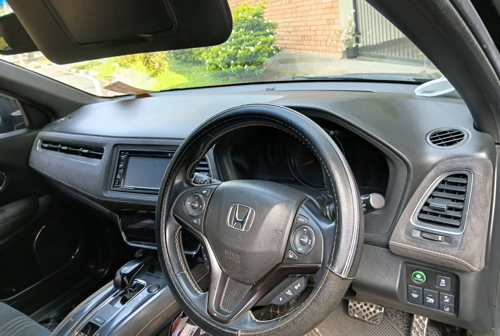 Honda Vezel 2018 - பயன்படுத்தப்பட்டது SUV sale in Sri Lanka - patpat.lk