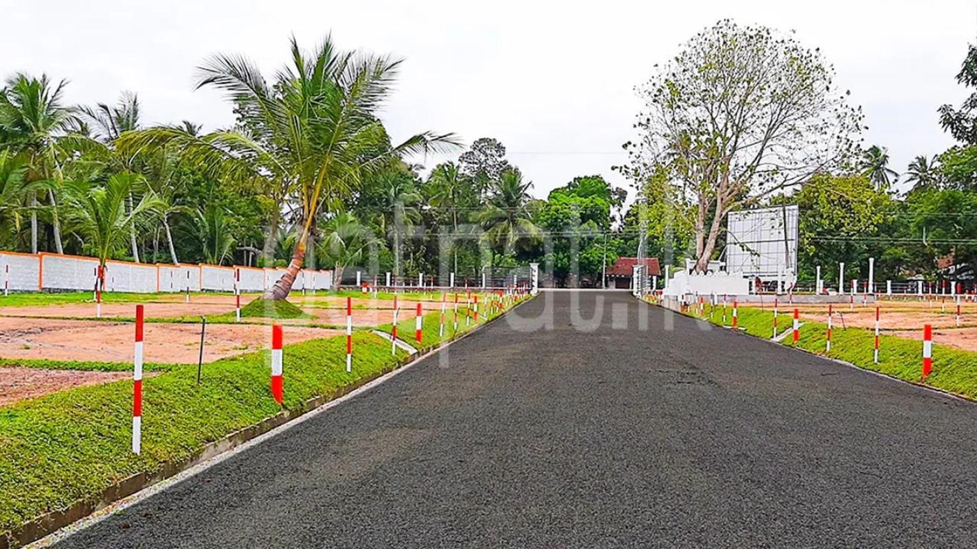 Commercial Land for Sale in Piliyandala
