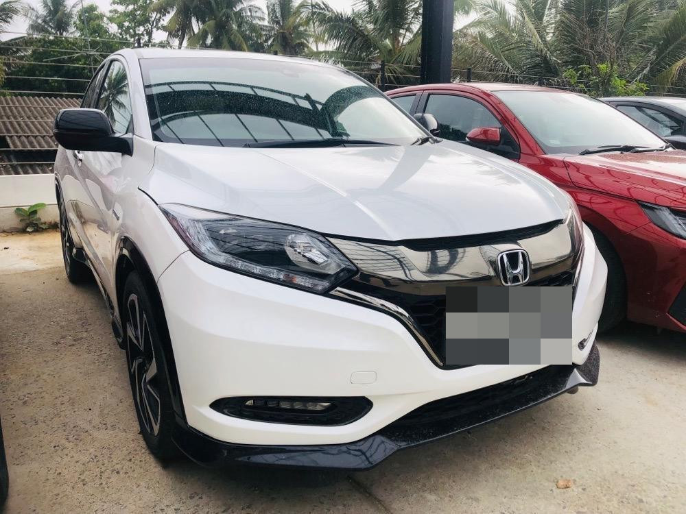 Honda Vezel 2016 - Used SUV sale in Sri Lanka - patpat.lk
