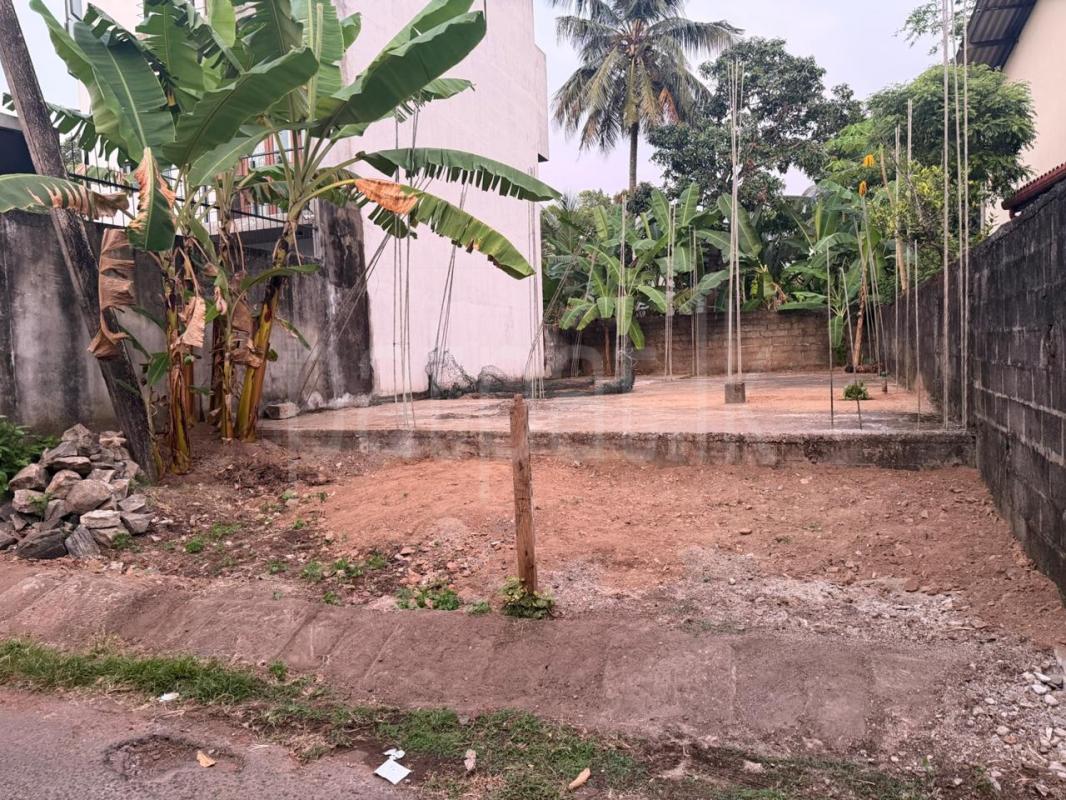 Residential Land for Sale in Nugegoda ads-image-1
