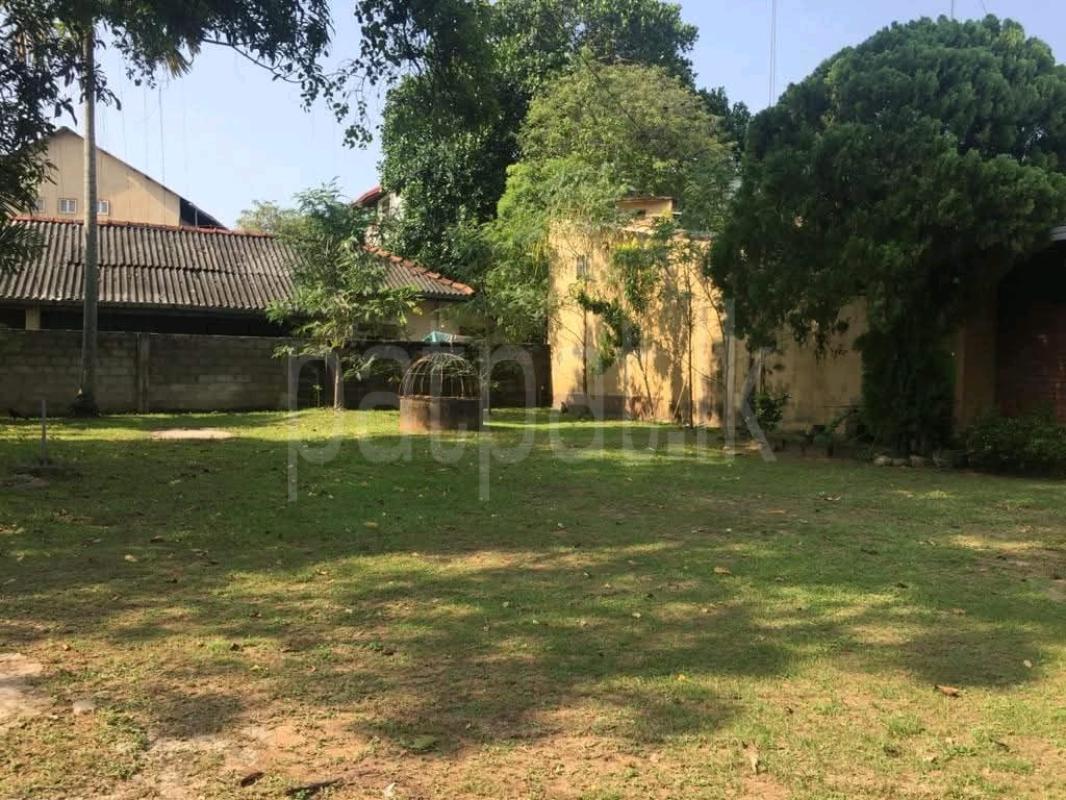 Residential Land for Sale in Moratuwa ads-image-1