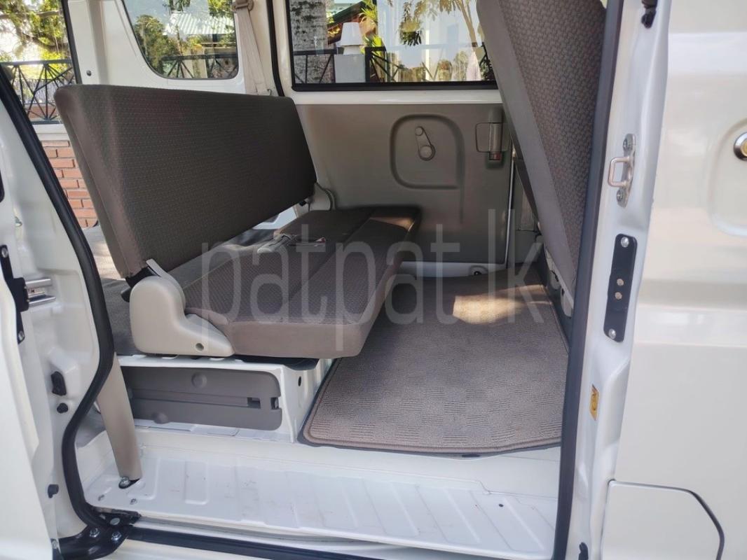 Advertisement image 6