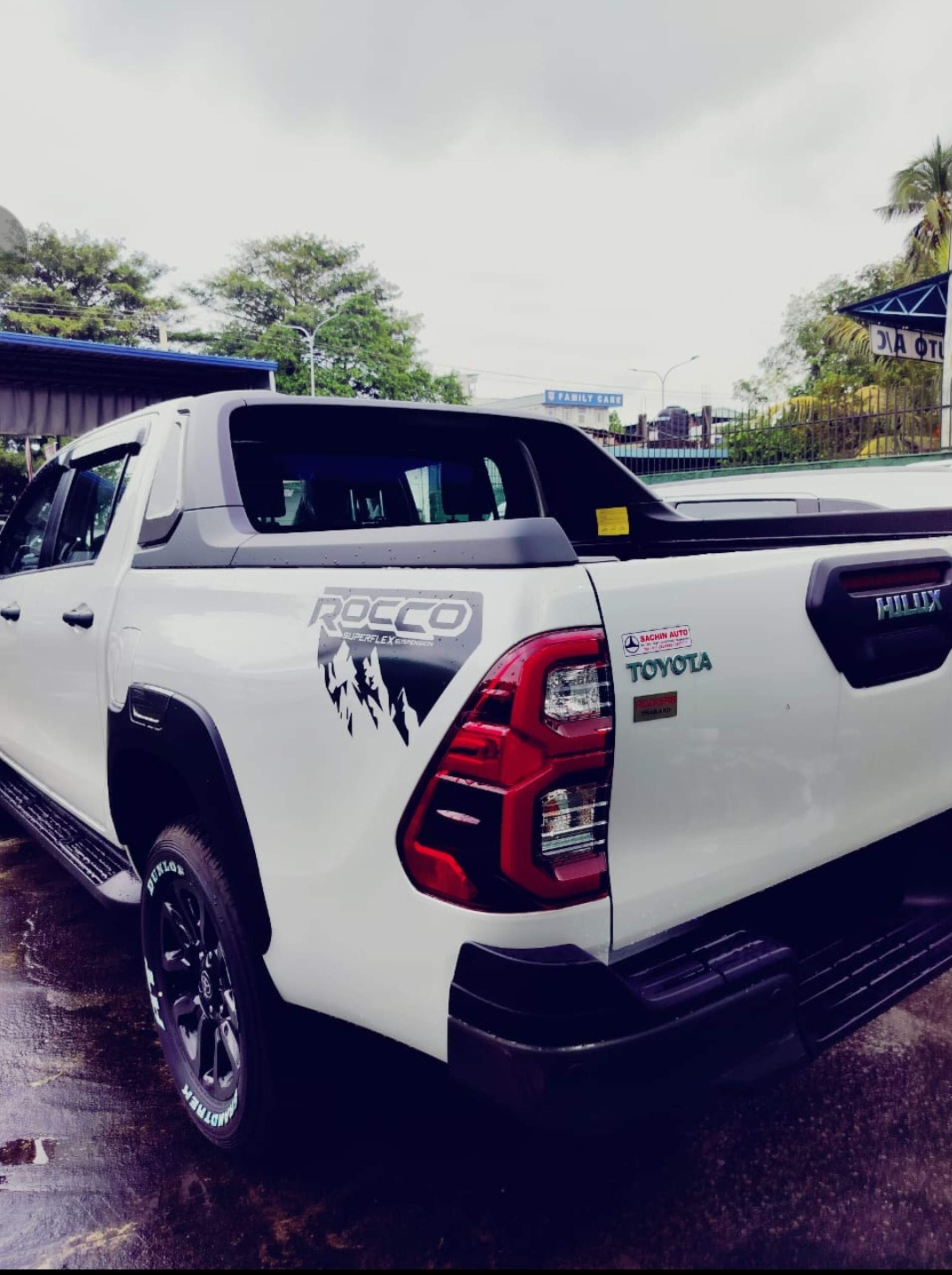 Toyota Hilux 2025 - Brand New Pick-up  sale in Sri Lanka - patpat.lk