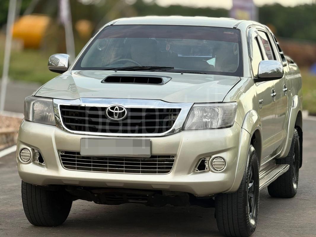 Toyota Hilux champ 2011 - Used Pick-up  sale in Sri Lanka - patpat.lk