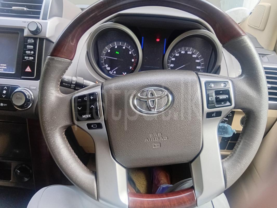 Toyota PRADO 2015 - பயன்படுத்தப்பட்டது SUV sale in Sri Lanka - patpat.lk