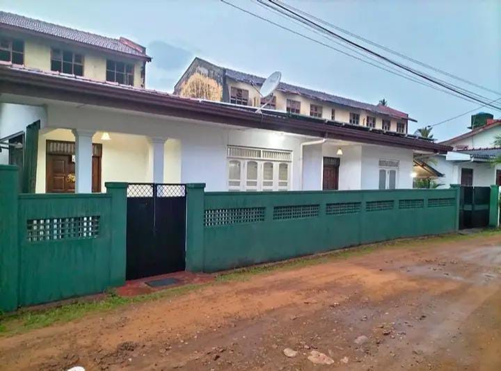 House for Sale in Moratuwa ads-image-1