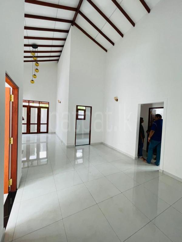 House for Sale in Athurugiriya ads-image-1