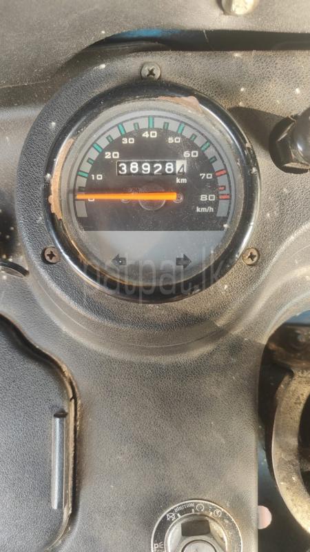 Bajaj Three Wheel 2015 - பயன்படுத்தப்பட்டது முச்சக்கர வண்டி sale in Sri Lanka - patpat.lk