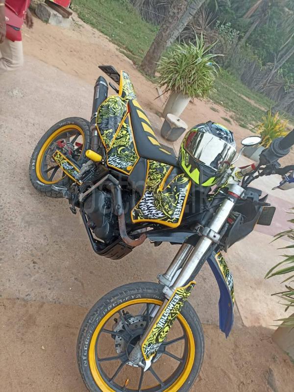 Advertisement image 4