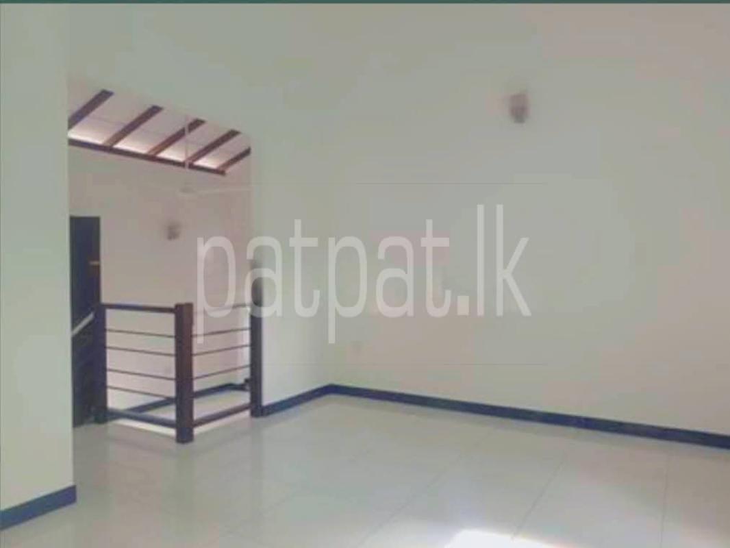 House for Sale in Kahathuduwa