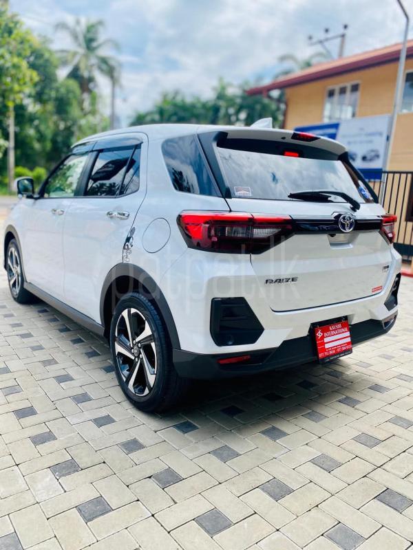 Advertisement image 5