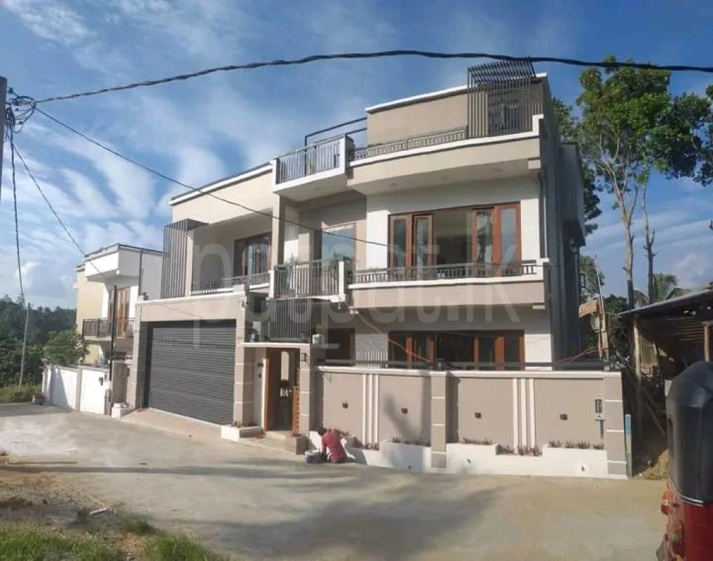 House for Sale in Kandy ads-image-1