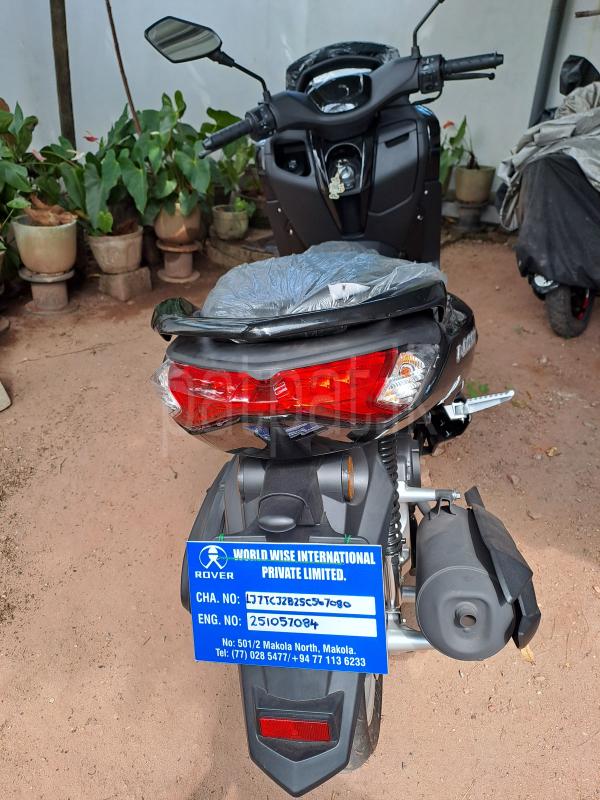 Advertisement image 4