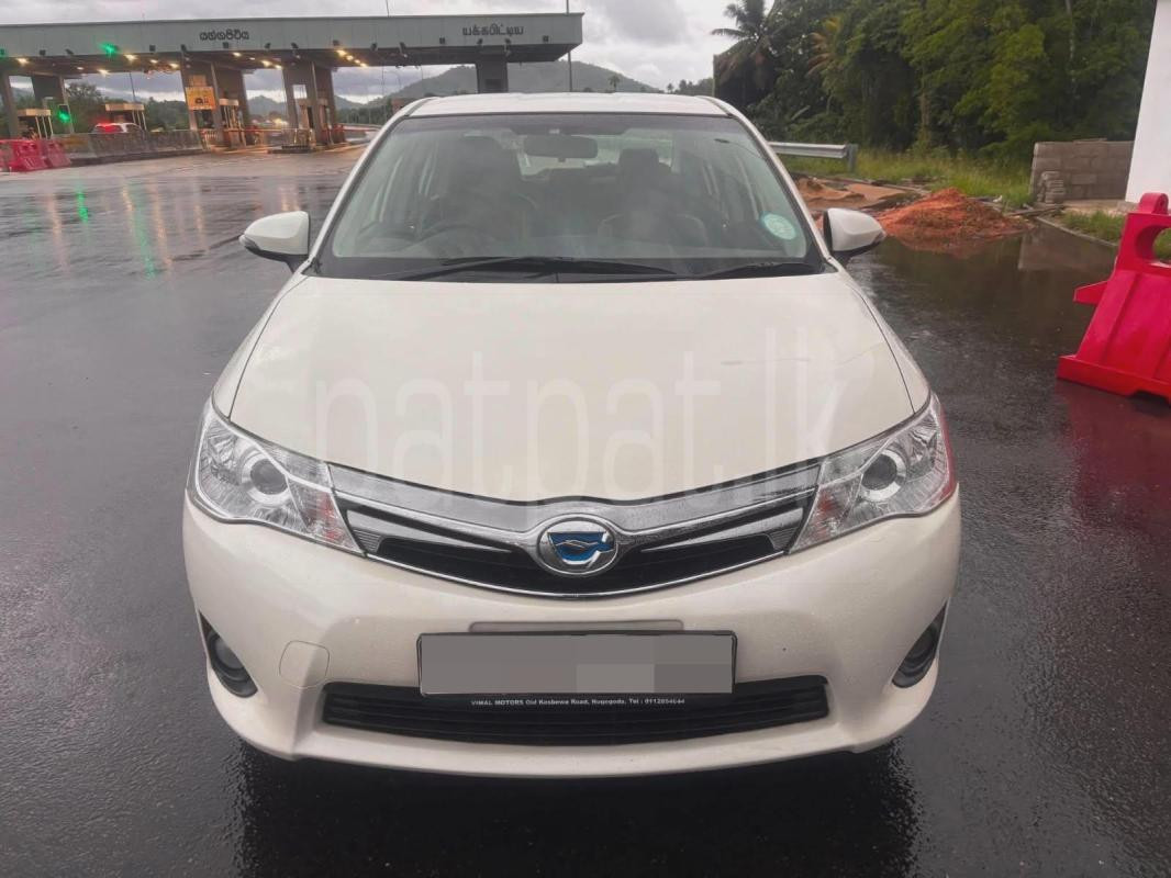 Toyota Axio 2015 - பயன்படுத்தப்பட்டது கார் sale in Sri Lanka - patpat.lk