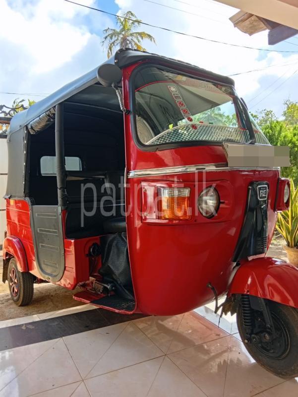 Bajaj Three Wheel 2013 - பயன்படுத்தப்பட்டது முச்சக்கர வண்டி sale in Sri Lanka - patpat.lk
