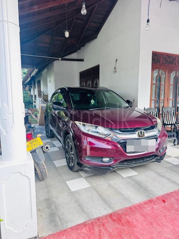 Honda Vezel 2014 - Used SUV sale in Sri Lanka - patpat.lk