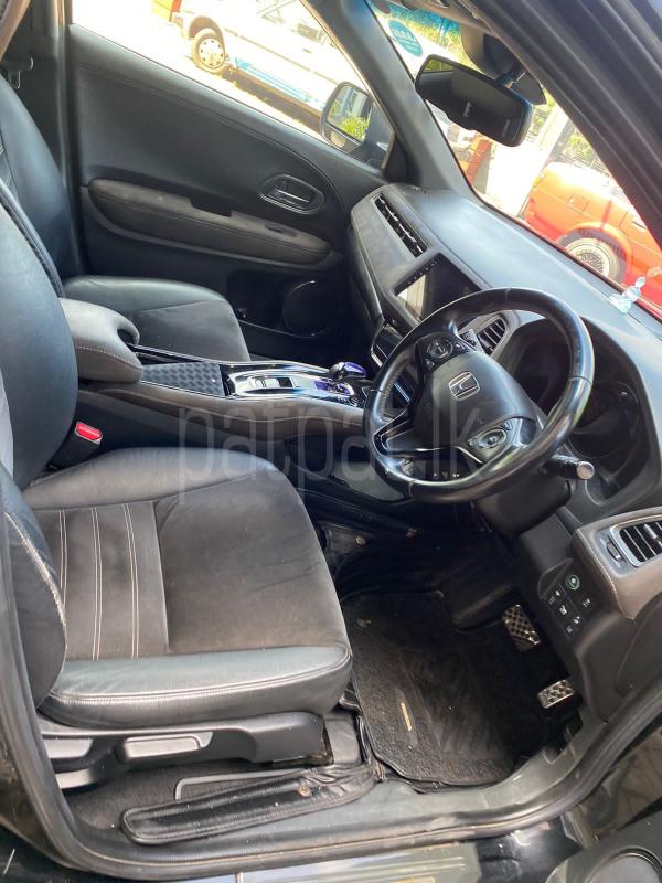 Honda Vezel 2017 - Used SUV sale in Sri Lanka - patpat.lk