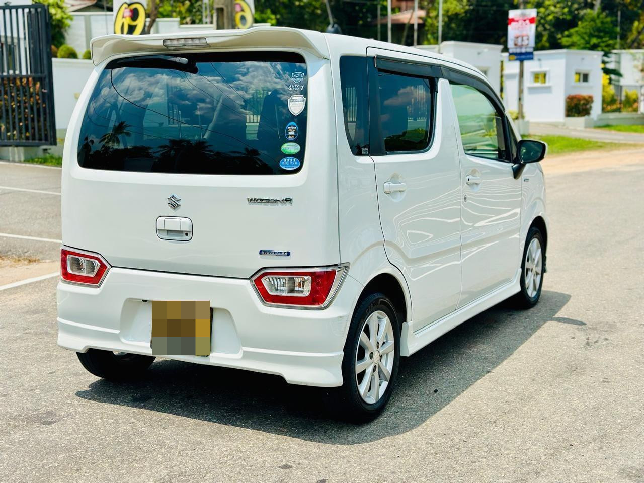 Suzuki Wagon R 2017 - Used Car sale in Sri Lanka - patpat.lk