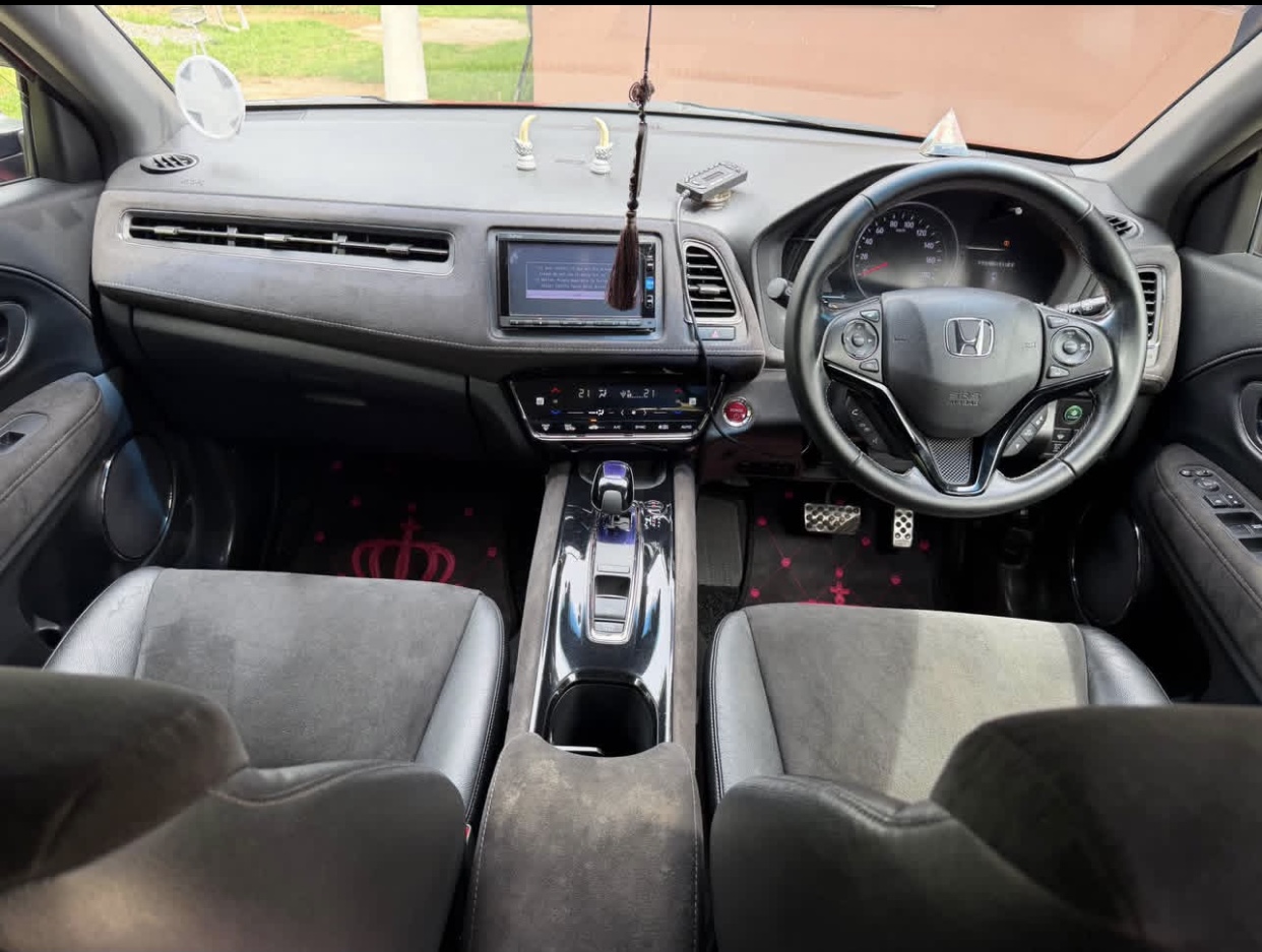 Honda Vezel 2016 - Used SUV sale in Sri Lanka - patpat.lk