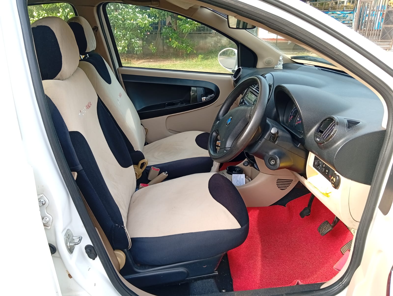 Micro Panda Cross 2015 - භාවිතා කරන ලද කාර් sale in Sri Lanka - patpat.lk
