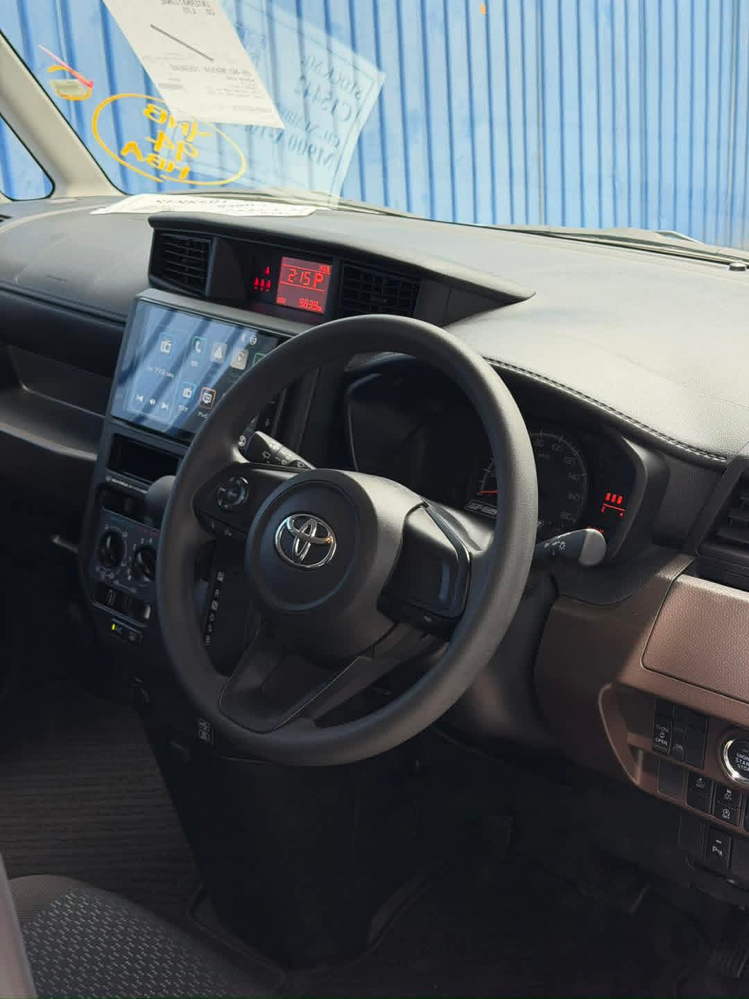 Toyota Roomy 2023 - නැවත සකස් කල වෑන් රථය sale in Sri Lanka - patpat.lk