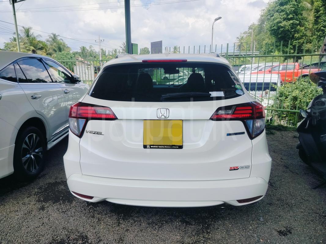 Honda Vezel 2014 - பயன்படுத்தப்பட்டது SUV sale in Sri Lanka - patpat.lk