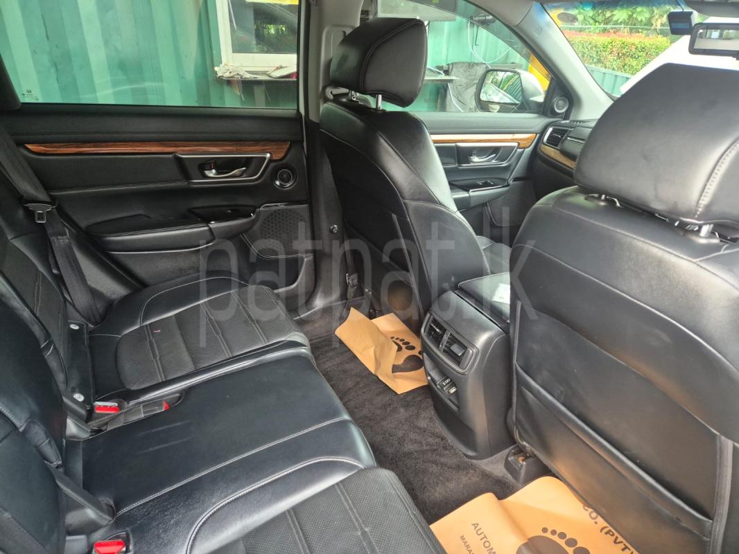 Honda CRV 2018 - பயன்படுத்தப்பட்டது SUV sale in Sri Lanka - patpat.lk